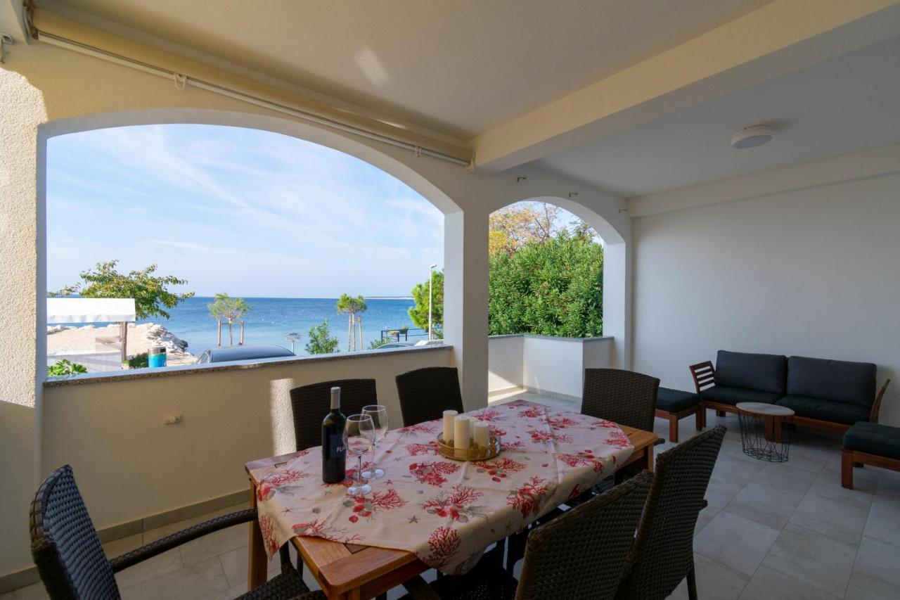 Apartments By The Sea Mandre, Pag - 4093 Kolan Eksteriør bilde